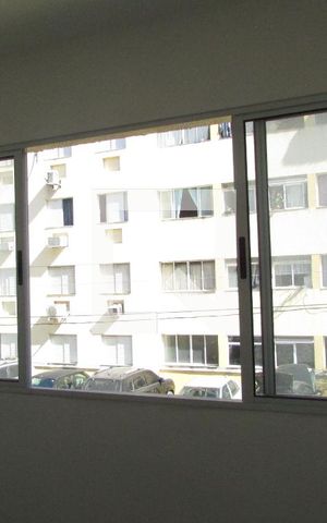 Apartamento para alugar com 52m², 2 quartos e 1 vagaSala - Janelas Grandes