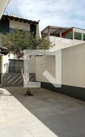 Casa para alugar com 35m², 1 quarto e sem vagaQuintal