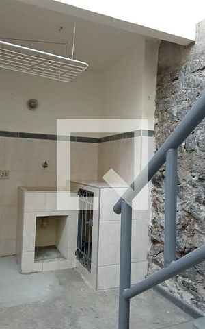 Casa para alugar com 35m², 1 quarto e sem vagaÁrea de Serviço