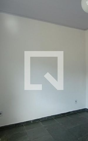 Casa para alugar com 35m², 1 quarto e sem vagaSala/Quarto