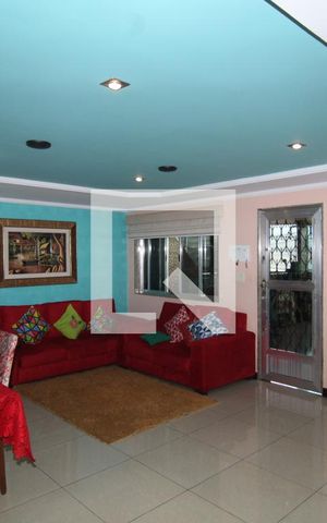 Casa à venda com 277m², 3 quartos e 2 vagasSala