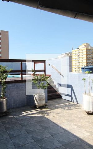 Casa à venda com 277m², 3 quartos e 2 vagasTerraço