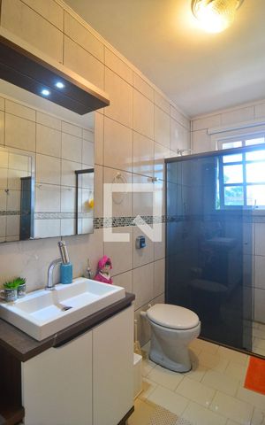 Casa para alugar com 340m², 5 quartos e 2 vagasBanheiro Social