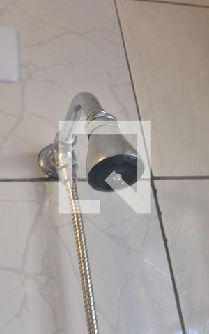 Casa para alugar com 340m², 5 quartos e 2 vagasBanheiro Social