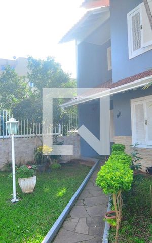 Casa para alugar com 340m², 5 quartos e 2 vagasPátio frente