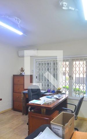 Casa para alugar com 340m², 5 quartos e 2 vagasSala