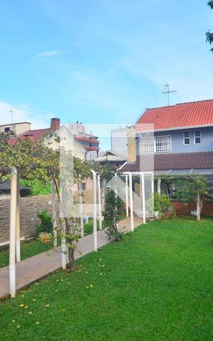 Casa para alugar com 340m², 5 quartos e 2 vagasPátio