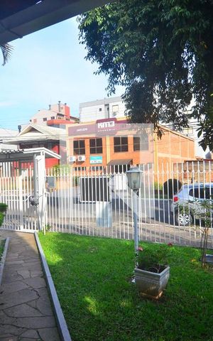 Casa para alugar com 340m², 5 quartos e 2 vagasPátio frente