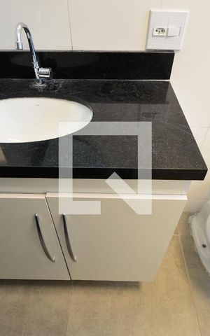 Apartamento para alugar com 80m², 2 quartos e sem vagaBanheiro Social