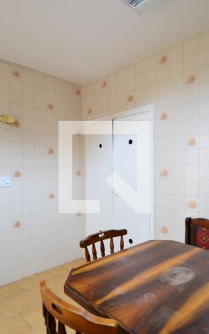 Apartamento para alugar com 80m², 2 quartos e sem vagaCozinha