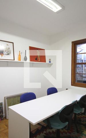 Casa à venda com 220m², 4 quartos e 1 vagaQuarto 2