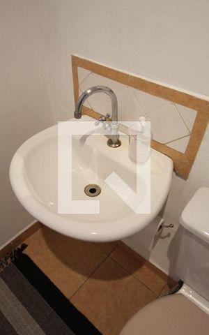 Casa à venda com 220m², 4 quartos e 1 vagaLavabo