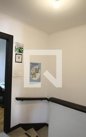 Casa à venda com 220m², 4 quartos e 1 vagaCorredor