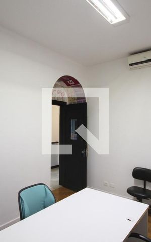 Casa à venda com 220m², 4 quartos e 1 vagaQuarto 2