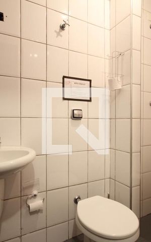 Casa à venda com 220m², 4 quartos e 1 vagaBanheiro de Serviço