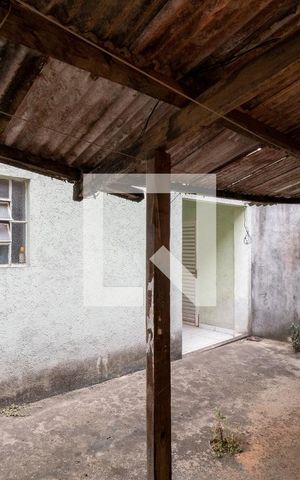 Casa à venda com 140m², 2 quartos e 2 vagasÁrea de Serviço