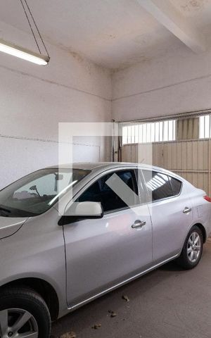 Casa à venda com 140m², 2 quartos e 2 vagasGaragem