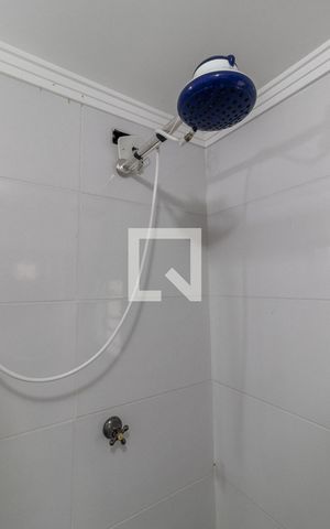 Casa à venda com 140m², 2 quartos e 2 vagasBanheiro da Suíte