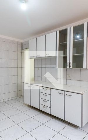 Casa à venda com 140m², 2 quartos e 2 vagasCozinha