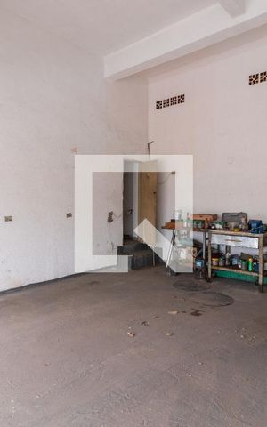 Casa à venda com 140m², 2 quartos e 2 vagasGaragem
