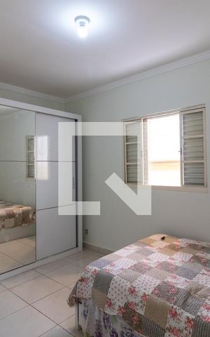 Casa à venda com 140m², 2 quartos e 2 vagasQuarto 2