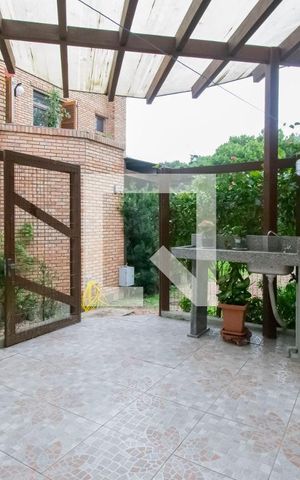 Casa de condomínio à venda com 150m², 3 quartos e 2 vagas Casa de condomínio à venda com 150m², 3 quartos e 2 vagasQuintal