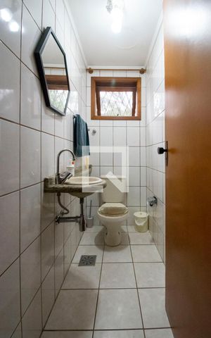 Casa de condomínio à venda com 150m², 3 quartos e 2 vagas Casa de condomínio à venda com 150m², 3 quartos e 2 vagasLavabo externo