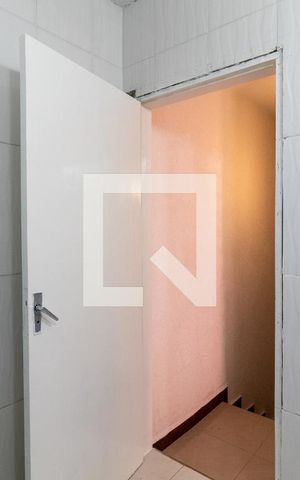 Casa à venda com 263m², 3 quartos e 2 vagasBanheiro 1