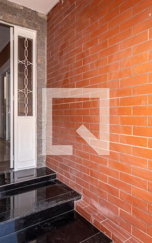 Casa à venda com 263m², 3 quartos e 2 vagasEntrada