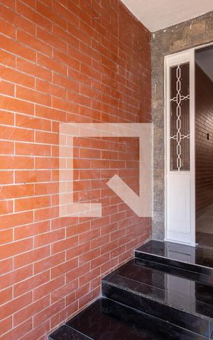 Casa à venda com 263m², 3 quartos e 2 vagasEntrada