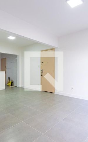 Apartamento à venda com 127m², 3 quartos e 1 vaga Apartamento à venda com 127m², 3 quartos e 1 vagaSala