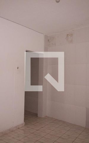 Casa para alugar com 60m², 1 quarto e sem vagaQuarto 
