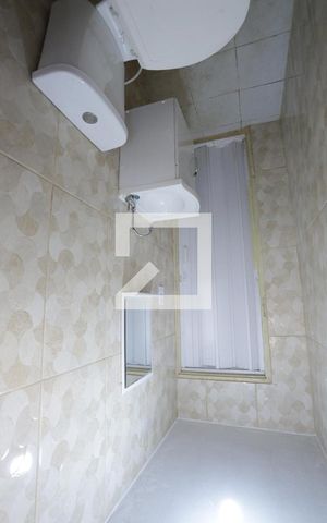 Casa para alugar com 30m², 1 quarto e sem vagaBanheiro