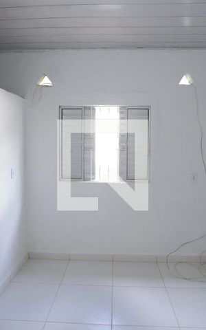 Casa para alugar com 30m², 1 quarto e sem vagaQuarto