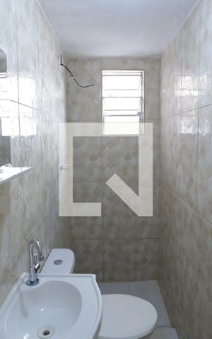 Casa para alugar com 30m², 1 quarto e sem vagaBanheiro