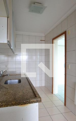 Apartamento à venda com 62m², 2 quartos e 1 vagaCozinha