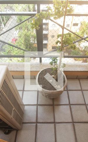 Apartamento à venda com 200m², 4 quartos e 4 vagasVaranda