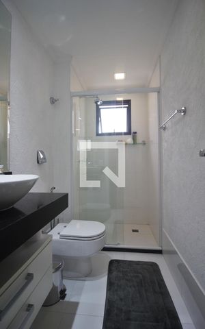 Apartamento à venda com 200m², 4 quartos e 4 vagasBanheiro
