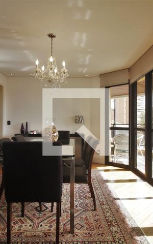 Apartamento à venda com 200m², 4 quartos e 4 vagasSala