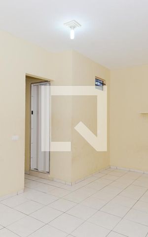 Casa para alugar com 60m², 1 quarto e sem vagaQuarto