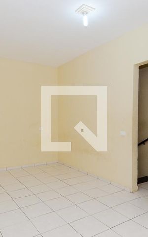 Casa para alugar com 60m², 1 quarto e sem vagaQuarto