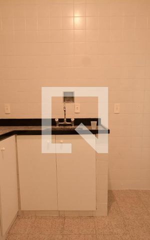 Apartamento para alugar com 83m², 3 quartos e sem vagaCozinha