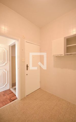 Apartamento para alugar com 83m², 3 quartos e sem vagaCozinha
