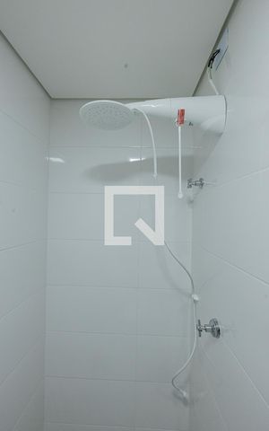 Apartamento à venda com 30m², 1 quarto e sem vaga Apartamento à venda com 30m², 1 quarto e sem vagaBanheiro Social