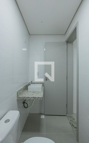 Apartamento à venda com 30m², 1 quarto e sem vaga Apartamento à venda com 30m², 1 quarto e sem vagaBanheiro Social