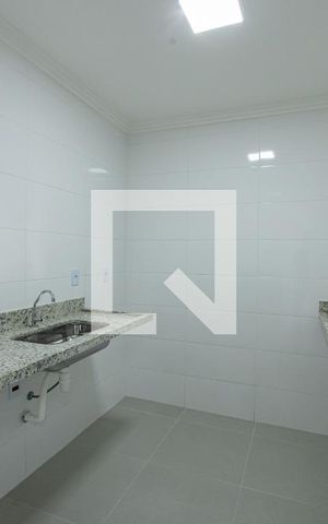 Apartamento à venda com 30m², 1 quarto e sem vaga Apartamento à venda com 30m², 1 quarto e sem vagaCozinha e Área de Serviço