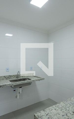 Apartamento à venda com 30m², 1 quarto e sem vaga Apartamento à venda com 30m², 1 quarto e sem vagaCozinha e Área de Serviço