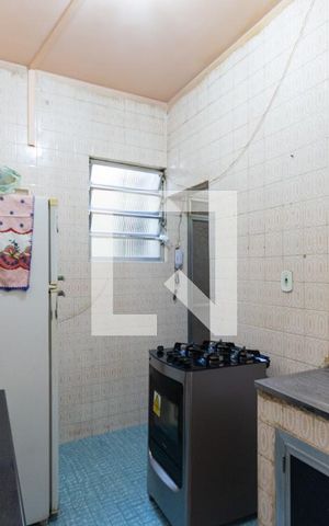 Apartamento à venda com 56m², 2 quartos e sem vagaCozinha e Área de Serviço