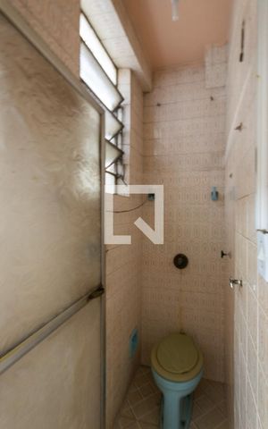 Apartamento à venda com 56m², 2 quartos e sem vagaBanheiro de Serviço