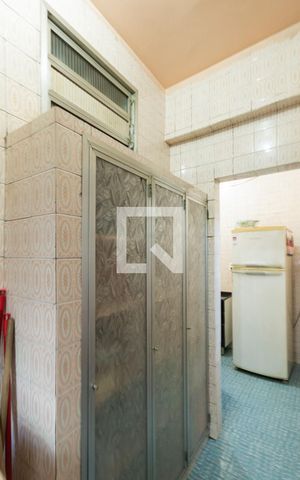 Apartamento à venda com 56m², 2 quartos e sem vagaCozinha e Área de Serviço